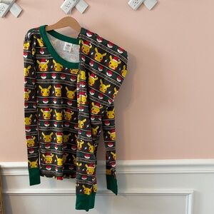 Hanna Andersson Pikachu Festive Christmas Pajama Set Size S
